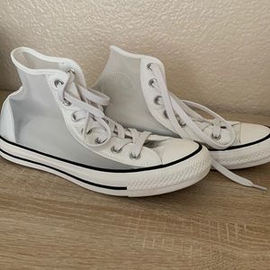 Mesh white converse with purple sole